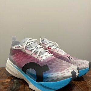 On Running Women's Cloudboom Strike